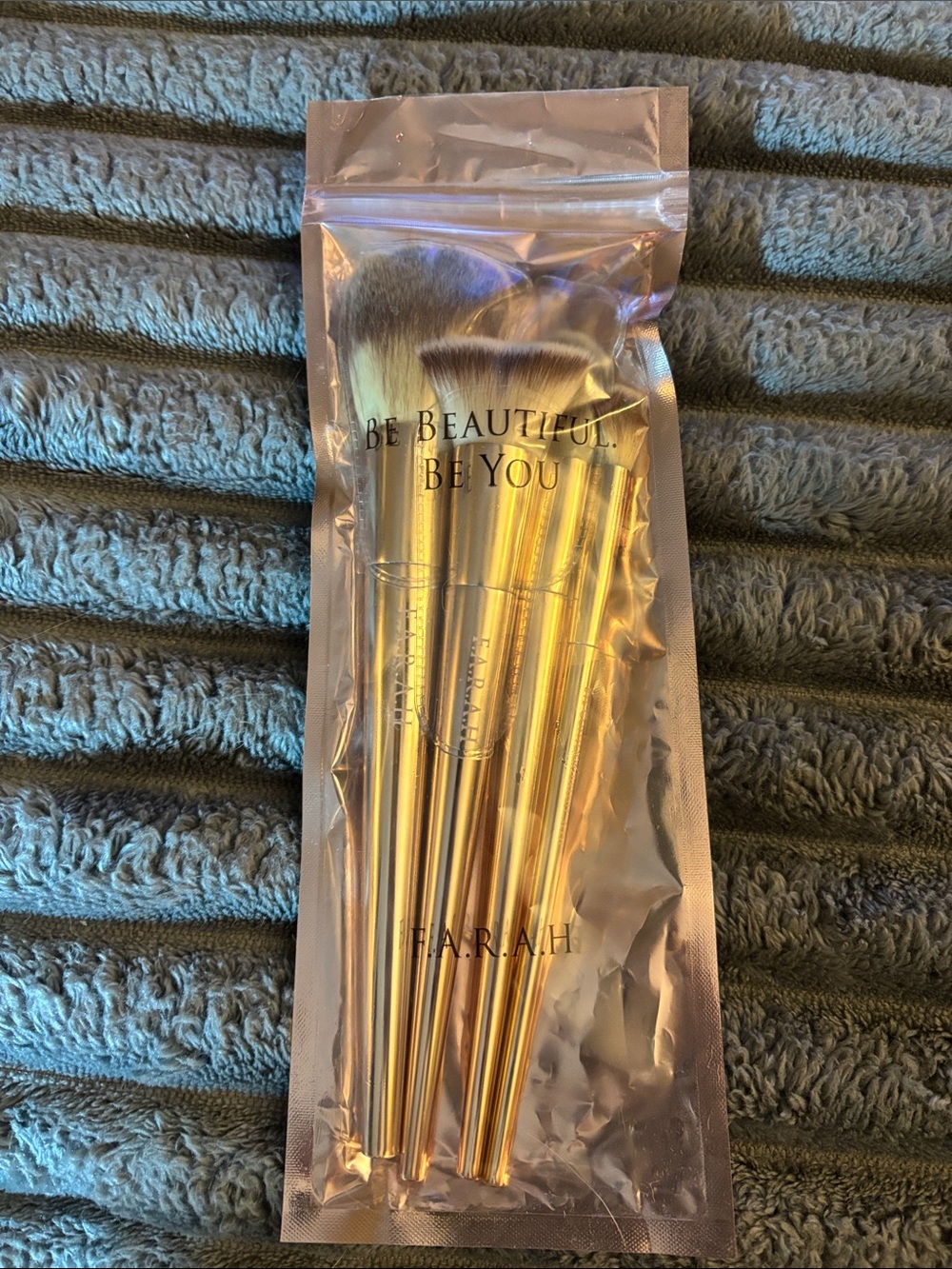 F.A.R.A.H makeup brush set of 2.  Brand new!